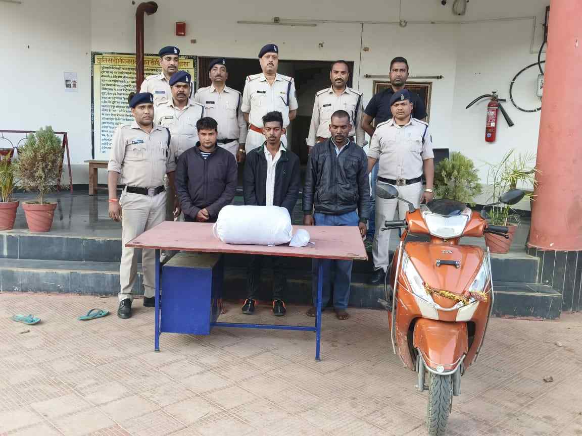 पुलिस ने उड़ीसा के गांजा तस्कर सहित 3 आरोपियों को किया गिरफ्तार..